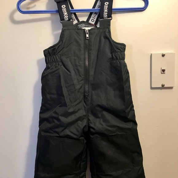 OshKosh Snowsuit Size 18 Months - Picture 7 of 8